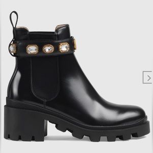 Gucci leather ankle boots with strap